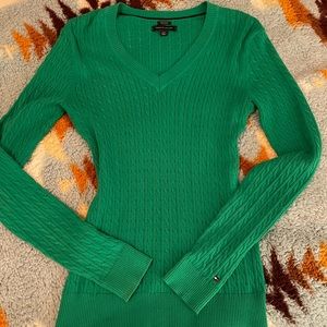 Tommy Hilfiger Women’s small emerald green Saint Patrick’s day v neck sweater